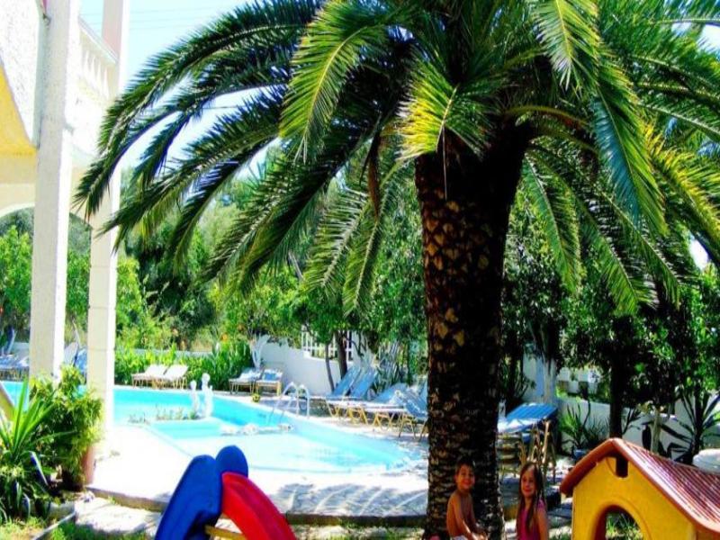 Апарт-отель Flamingo Corfu Мораитика